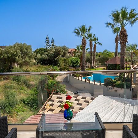 Popi'S Villa Свороната Экстерьер фото